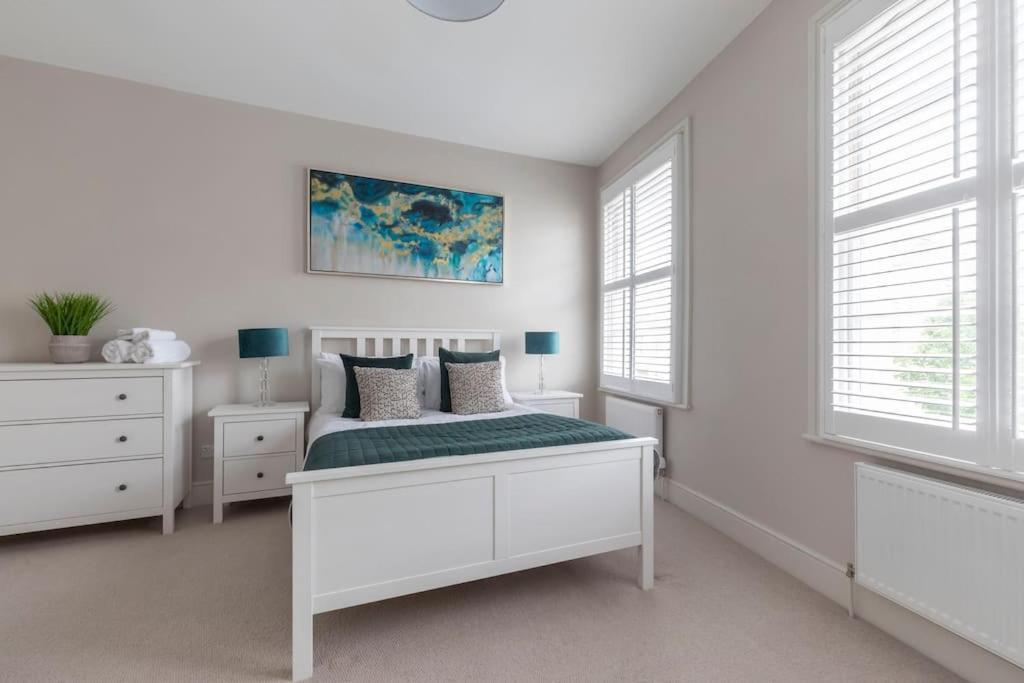 Stunning 5 Bed 4 Bath Period Home Cheltenham Exterior photo